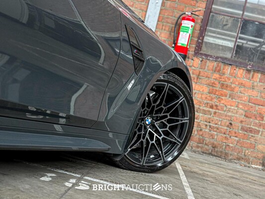 BMW M3 Competition Touring xDrive 510pk 2023 - AKRAPOVIC - FACELIFT - (Origineel-NL + 1e Eigenaar) 3-serie G81, NL-Kenteken