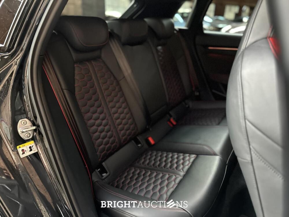 Audi RS3 Sportback 2.5 TFSI Quattro 400pk 2024 NIEUW-MODEL, NL-Kenteken