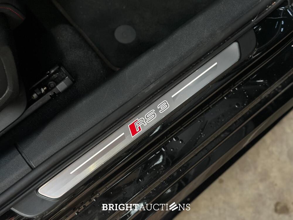 Audi RS3 Sportback 2.5 TFSI Quattro 400pk 2024 NIEUW-MODEL, NL-Kenteken