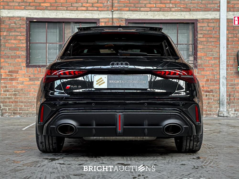 Audi RS3 Sportback 2.5 TFSI Quattro 400pk 2024 NIEUW-MODEL, NL-Kenteken