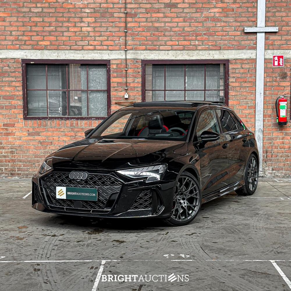 Audi RS3 Sportback 2.5 TFSI Quattro 400pk 2024 NIEUW-MODEL, NL-Kenteken