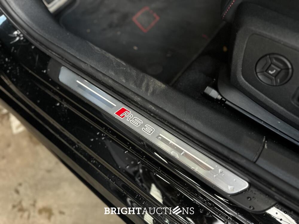 Audi RS3 Sportback 2.5 TFSI Quattro 400pk 2024 NIEUW-MODEL, NL-Kenteken