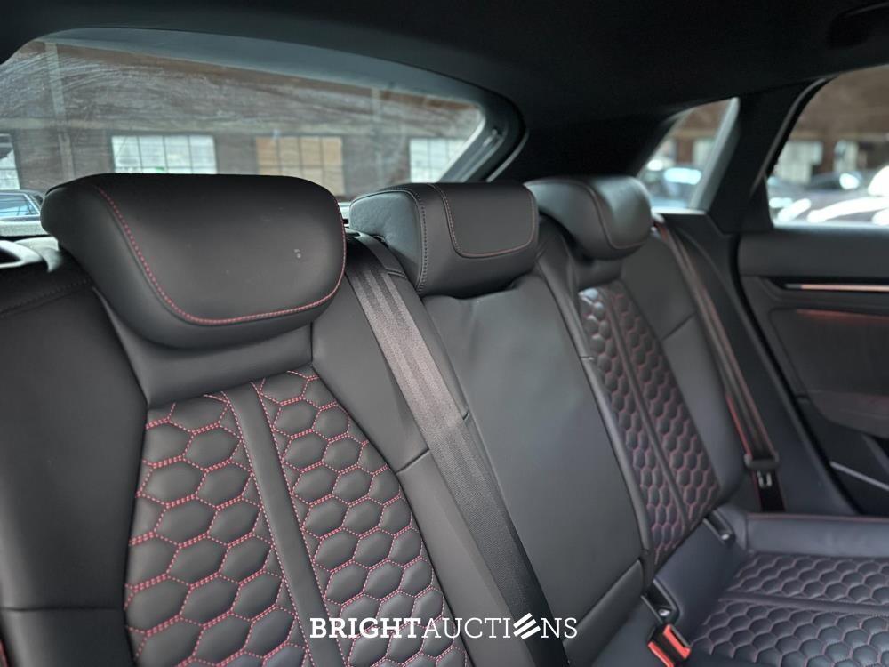 Audi RS3 Sportback 2.5 TFSI Quattro 400pk 2024 NIEUW-MODEL, NL-Kenteken