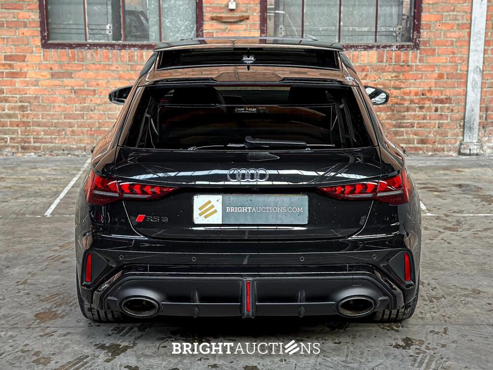 Audi RS3 Sportback 2.5 TFSI Quattro 400pk 2024 NIEUW-MODEL, NL-Kenteken