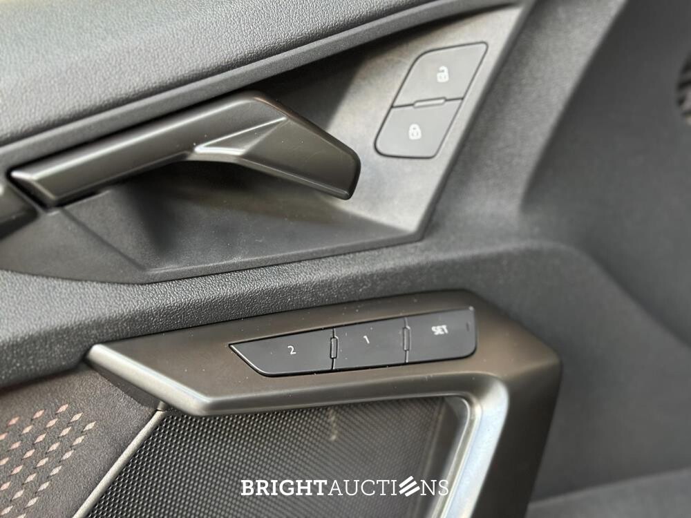 Audi RS3 Sportback 2.5 TFSI Quattro 400pk 2024 NIEUW-MODEL, NL-Kenteken