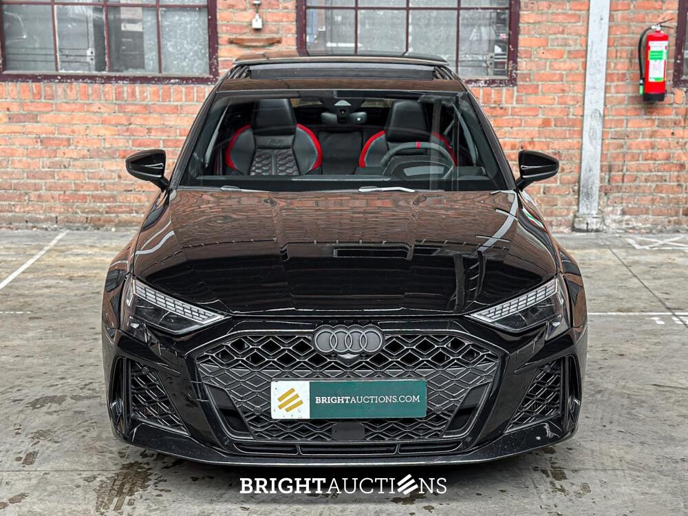 Audi RS3 Sportback 2.5 TFSI Quattro 400pk 2024 NIEUW-MODEL, NL-Kenteken
