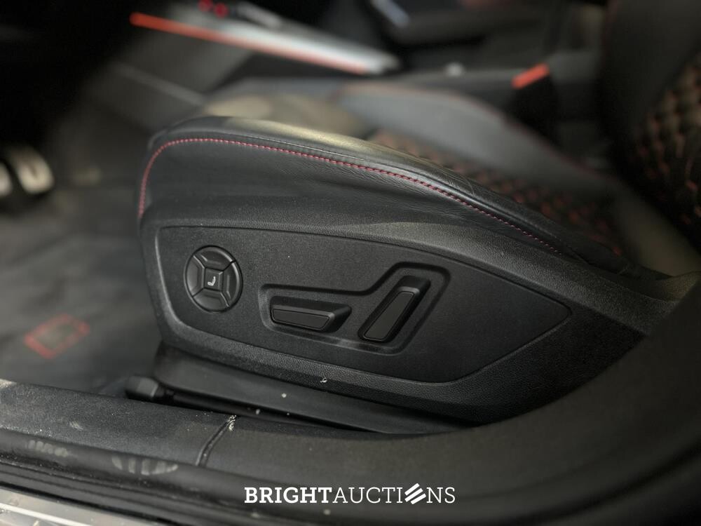 Audi RS3 Sportback 2.5 TFSI Quattro 400pk 2024 NIEUW-MODEL, NL-Kenteken