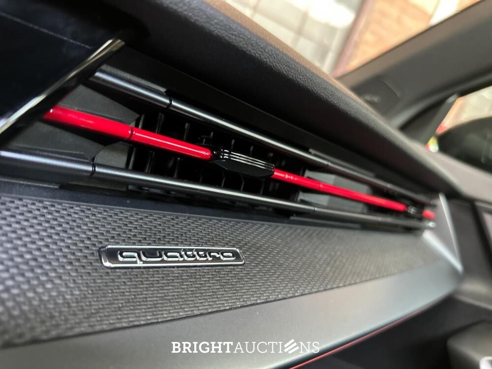 Audi RS3 Sportback 2.5 TFSI Quattro 400pk 2024 NIEUW-MODEL, NL-Kenteken