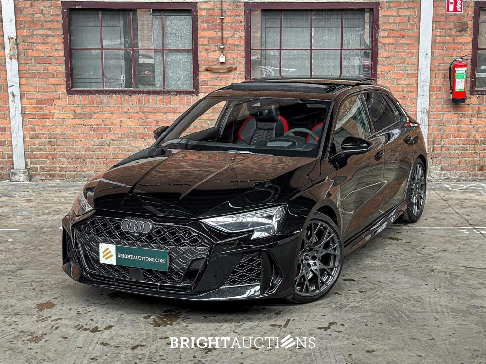 Audi RS3 Sportback 2.5 TFSI Quattro 400pk 2024 NIEUW-MODEL, NL-Kenteken