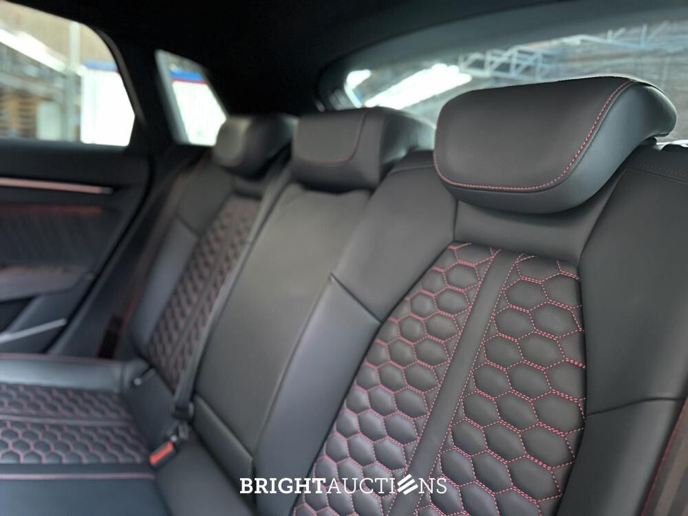 Audi RS3 Sportback 2.5 TFSI Quattro 400pk 2024 NIEUW-MODEL, NL-Kenteken
