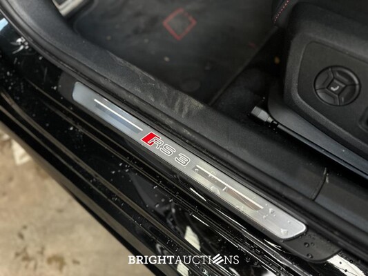 Audi RS3 Sportback 2.5 TFSI Quattro 400pk 2024 NIEUW-MODEL, NL-Kenteken