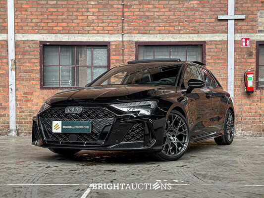 Audi RS3 Sportback 2.5 TFSI Quattro 400pk 2024 NIEUW-MODEL, NL-Kenteken