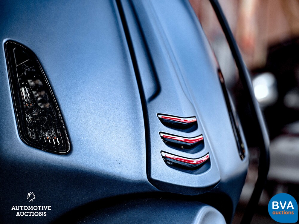 *Custom Color* Piaggio Vespa sprint 2016, DDH-40-D