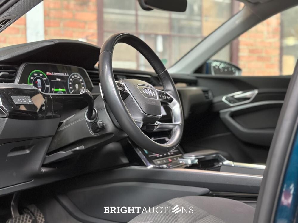 Audi E-tron Sportback 50 quattro edition 71 kWh 313pk 2020 (Origineel-NL), K-130-HS