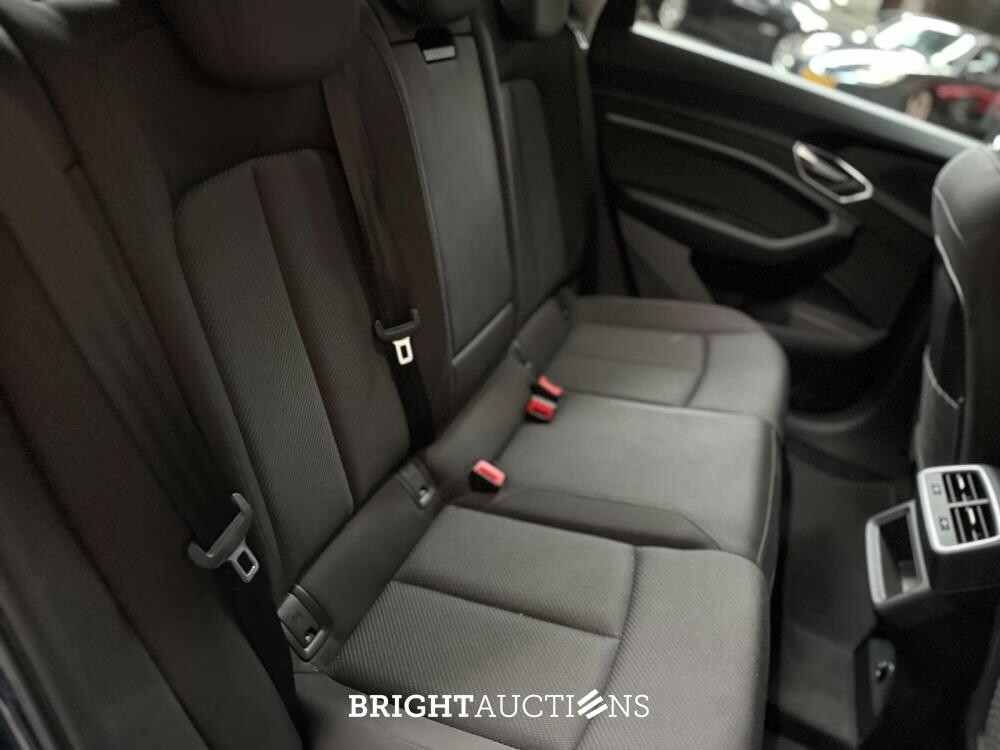 Audi E-tron Sportback 50 quattro edition 71 kWh 313pk 2020 (Origineel-NL), K-130-HS