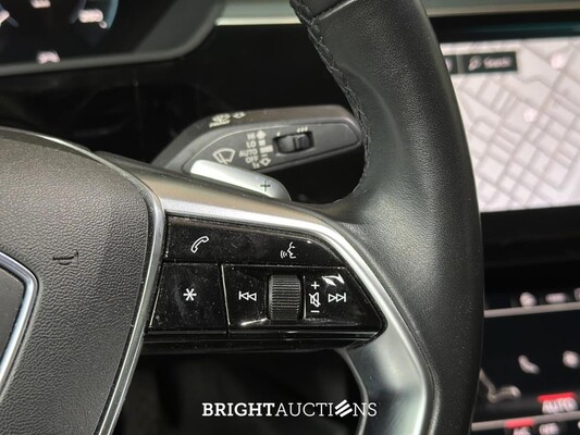 Audi E-tron Sportback 50 quattro edition 71 kWh 313pk 2020 (Origineel-NL), K-130-HS