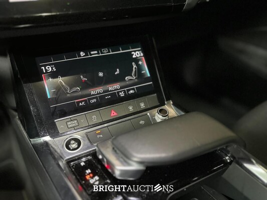 Audi E-tron Sportback 50 quattro edition 71 kWh 313pk 2020 (Origineel-NL), K-130-HS