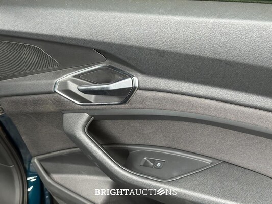 Audi E-tron Sportback 50 quattro edition 71 kWh 313pk 2020 (Origineel-NL), K-130-HS