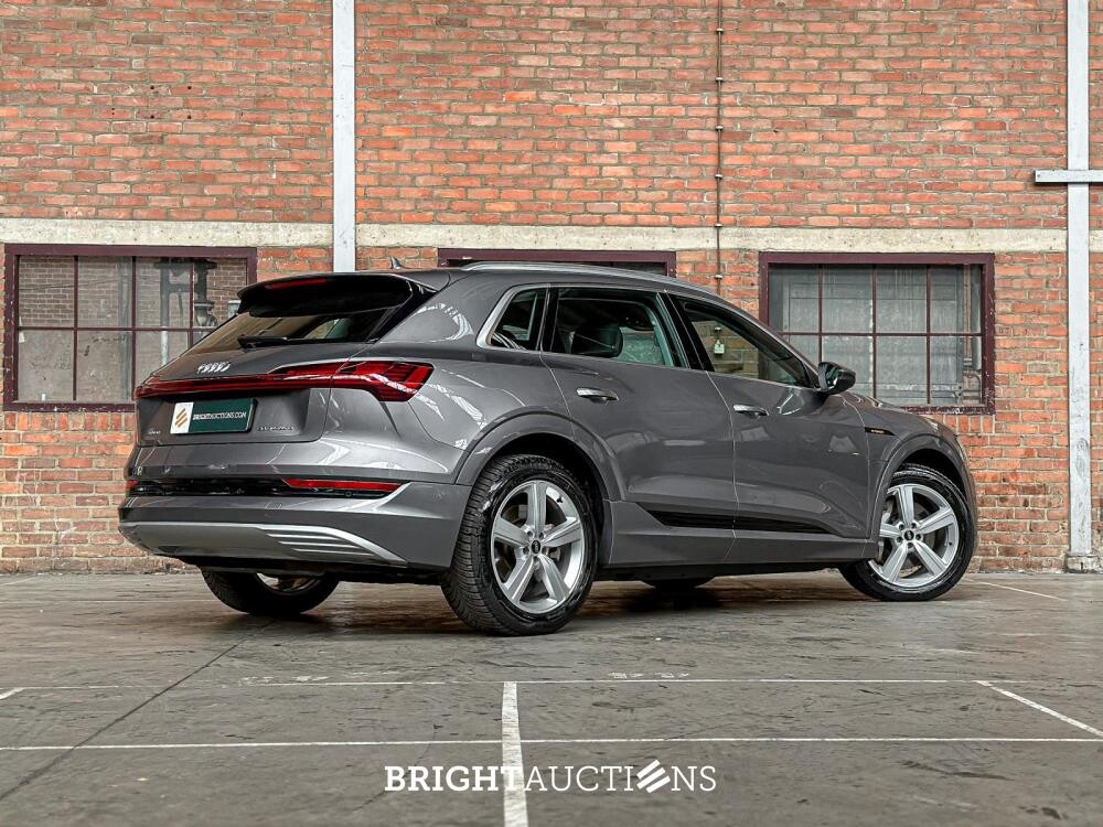 Audi E-tron 50 quattro Business edition 71 kWh 313pk 2020 (Origineel-NL+1e eigenaar), K-238-JJ
