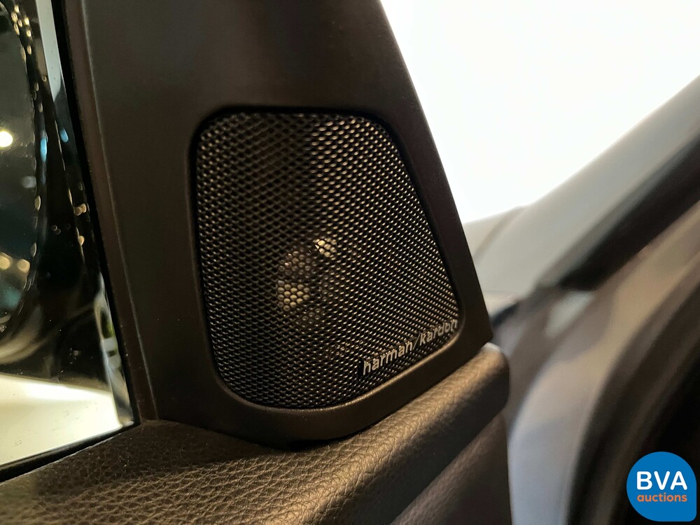 BMW 330i Coupe Automatik M-Paket 3er 272pk 2011 -Org. NL-, 79-RHP-1.