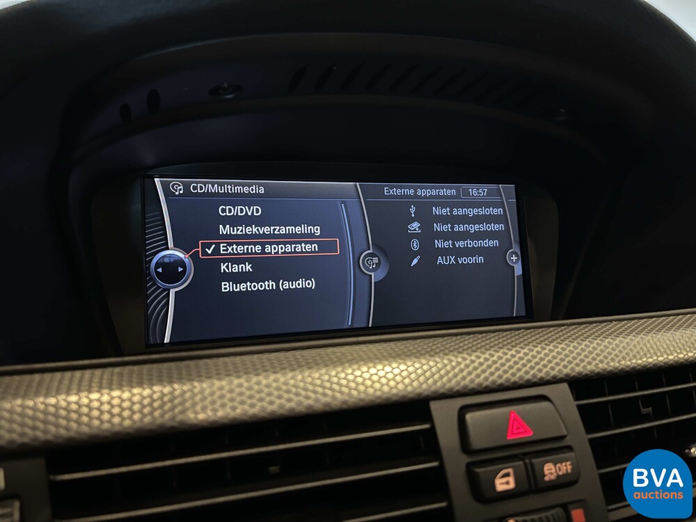 BMW 330i Coupe Automatik M-Paket 3er 272pk 2011 -Org. NL-, 79-RHP-1.