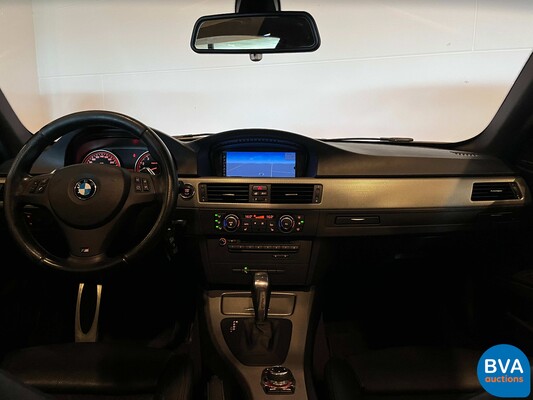 BMW 330i Coupe Automatic M-Package 3-Series 272pk 2011 -Org. NL-, 79-RHP-1.