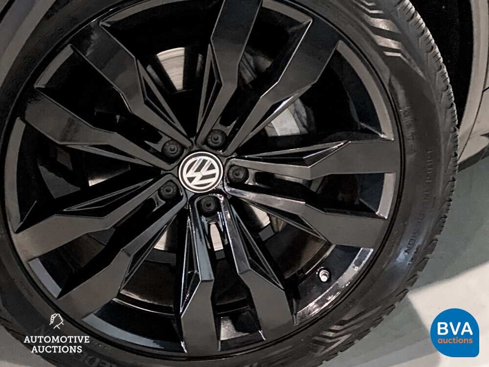 Volkswagen Touareg R-Line 286 PS 3.0TDI 2018 NEUES MODELL, XN-968-V.