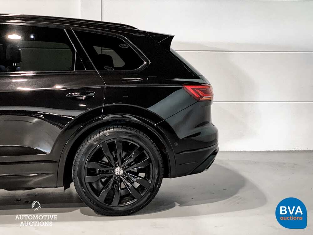 Volkswagen Touareg R-Line 286 PS 3.0TDI 2018 NEUES MODELL, XN-968-V.