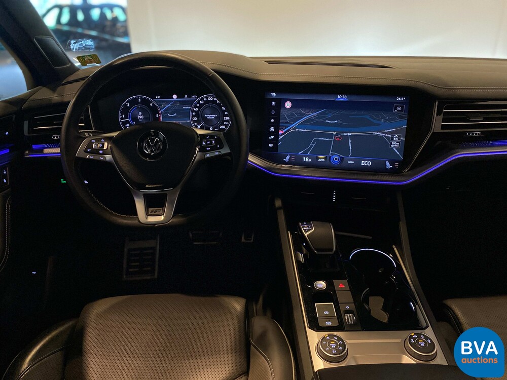 Volkswagen Touareg R-Line 286 PS 3.0TDI 2018 NEUES MODELL, XN-968-V.