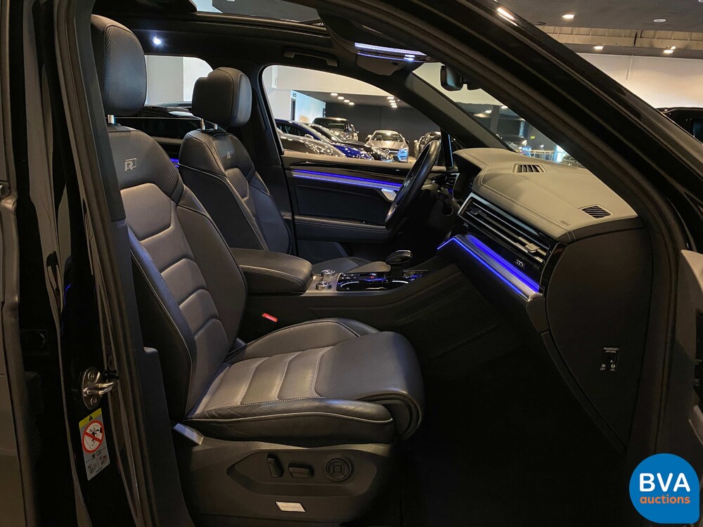 Volkswagen Touareg R-Line 286 PS 3.0TDI 2018 NEUES MODELL, XN-968-V.