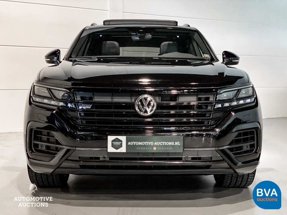 Volkswagen Touareg R-Line 286 PS 3.0TDI 2018 NEUES MODELL, XN-968-V.