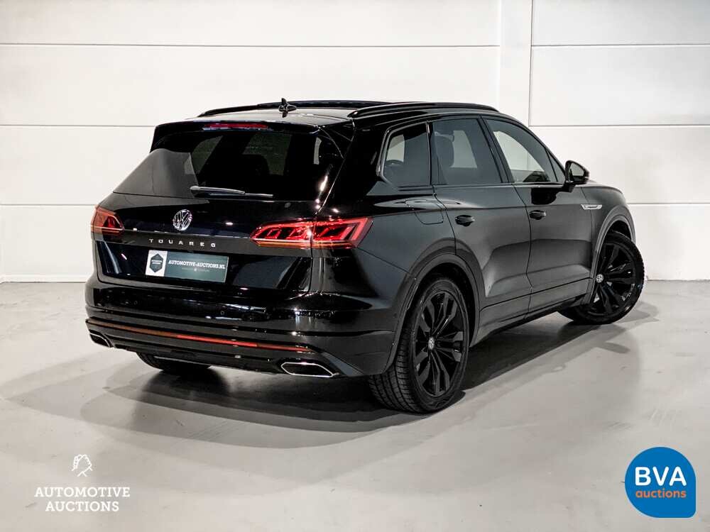 Volkswagen Touareg R-Line 286 PS 3.0TDI 2018 NEUES MODELL, XN-968-V.
