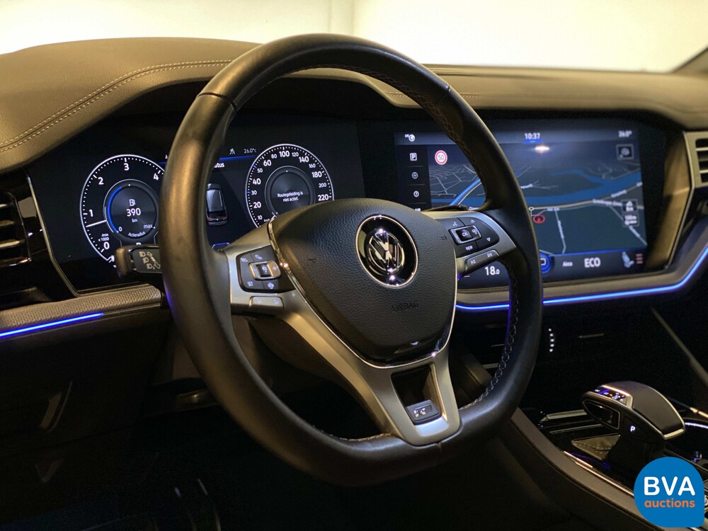 Volkswagen Touareg R-Line 286 PS 3.0TDI 2018 NEUES MODELL, XN-968-V.