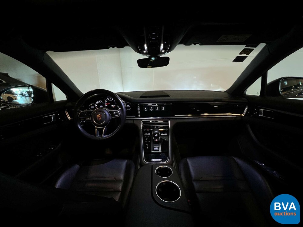 Porsche Panamera 4 Sport Turismo 3.0 330PS 2018 -Org. NL-, SL-935-G.