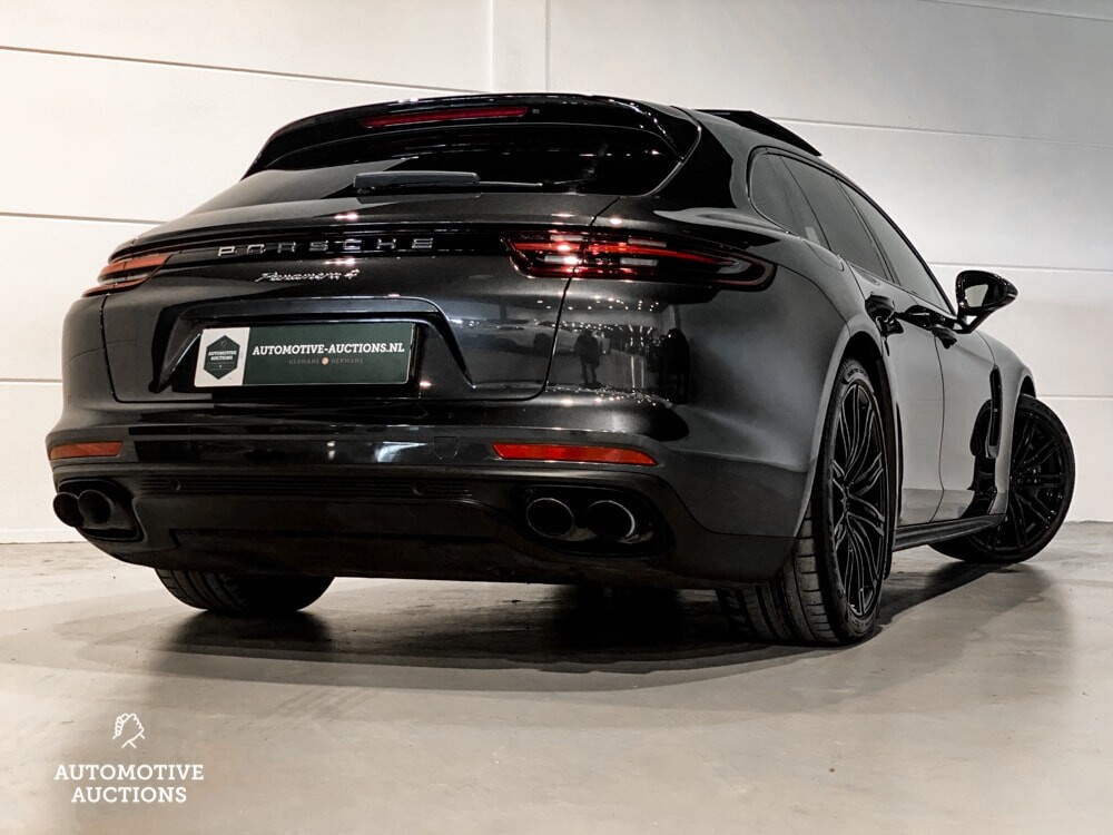 Porsche Panamera 4 Sport Turismo 3.0 330PS 2018 -Org. NL-, SL-935-G.