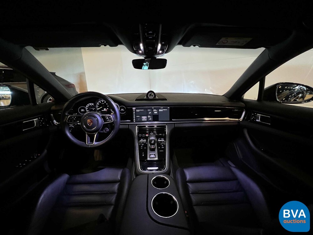 Porsche Panamera 4 Sport Turismo E-Hybrid SportChrono 462pk 2017 Plug-In Hybrid NW MODELL.