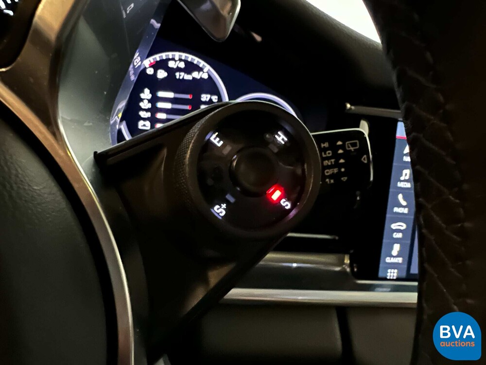 Porsche Panamera 4 Sport Turismo E-Hybrid SportChrono 462pk 2017 Plug-In Hybrid NW MODELL.