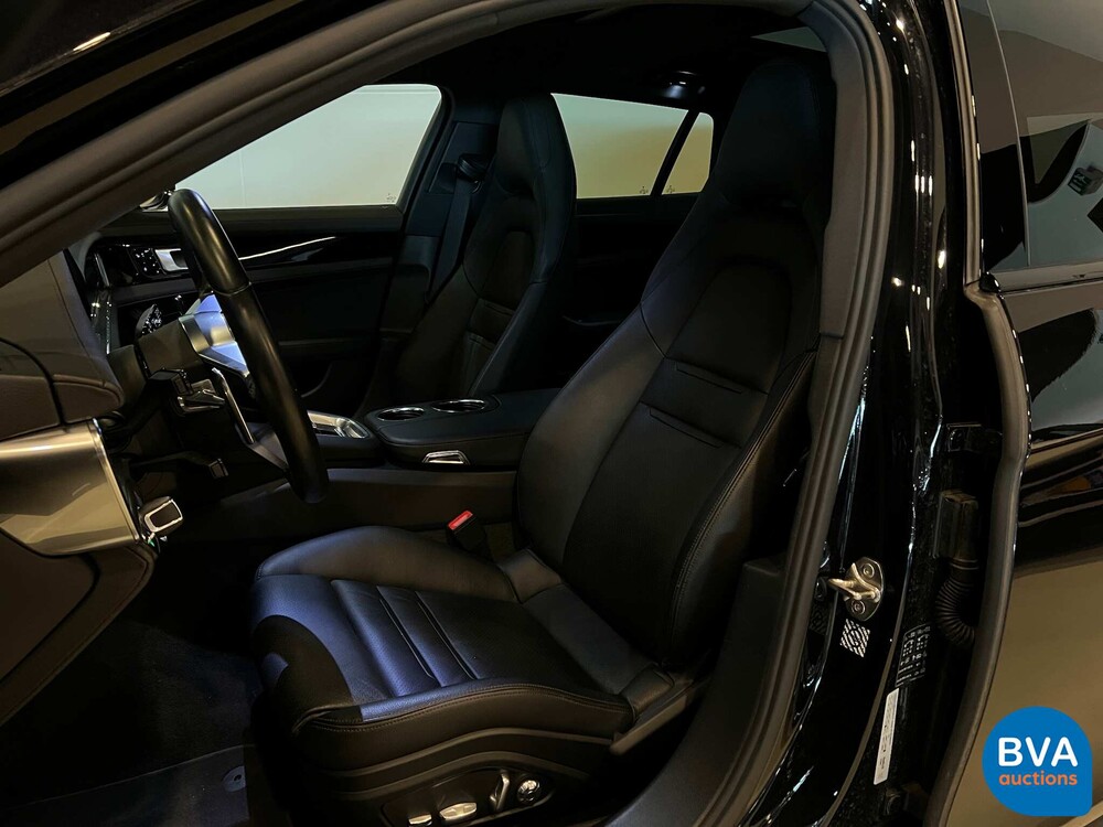 Porsche Panamera 4 Sport Turismo E-Hybrid SportChrono 462pk 2017 Plug-In Hybrid NW MODELL.