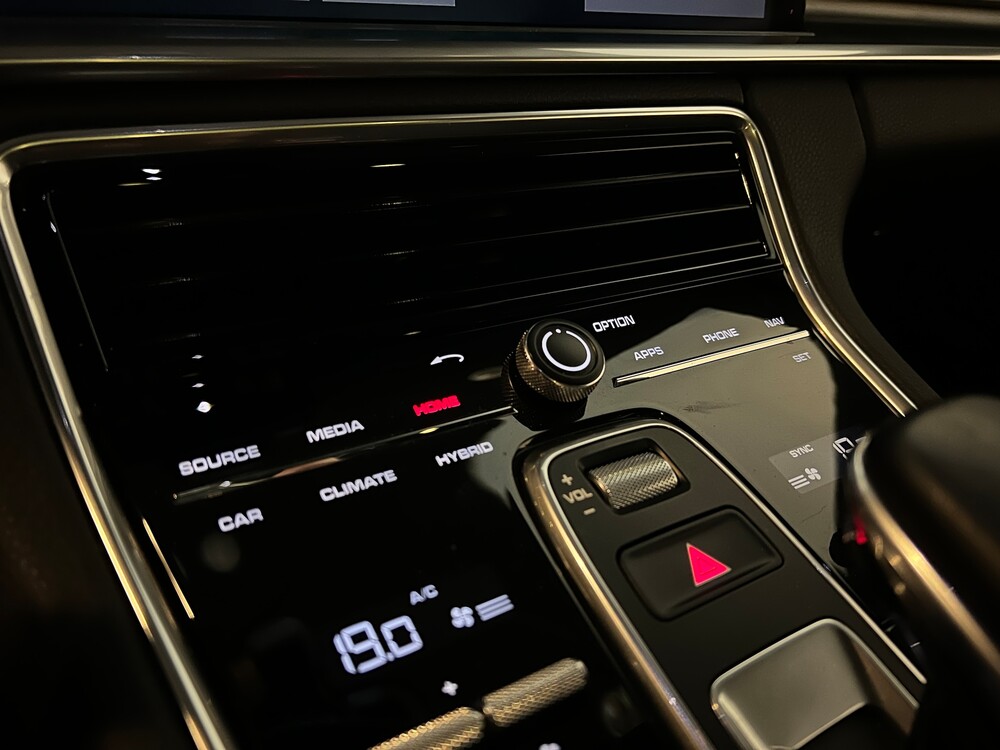 Porsche Panamera 4 Sport Turismo E-Hybrid SportChrono 462pk 2017 Plug-In Hybrid NW MODELL.