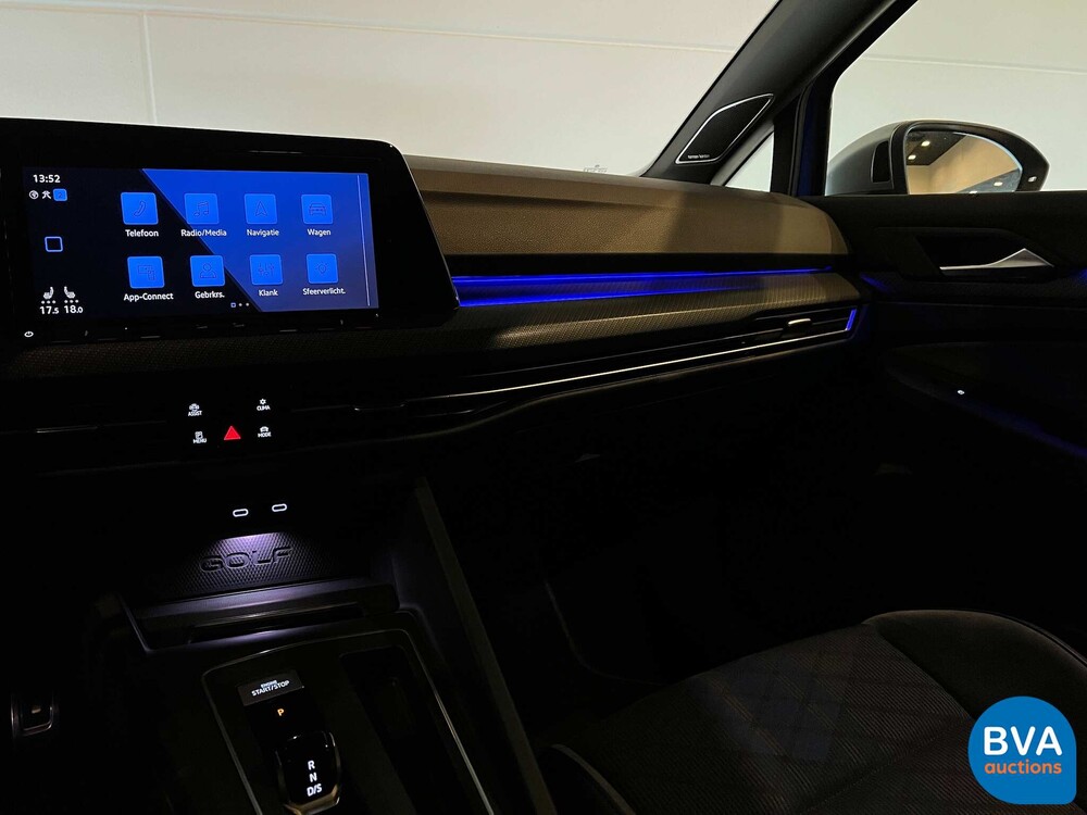 VW Golf R2.0 4Motion -NW-MODELL- 320PS Golf VIII 2021 -GARANTIE-.