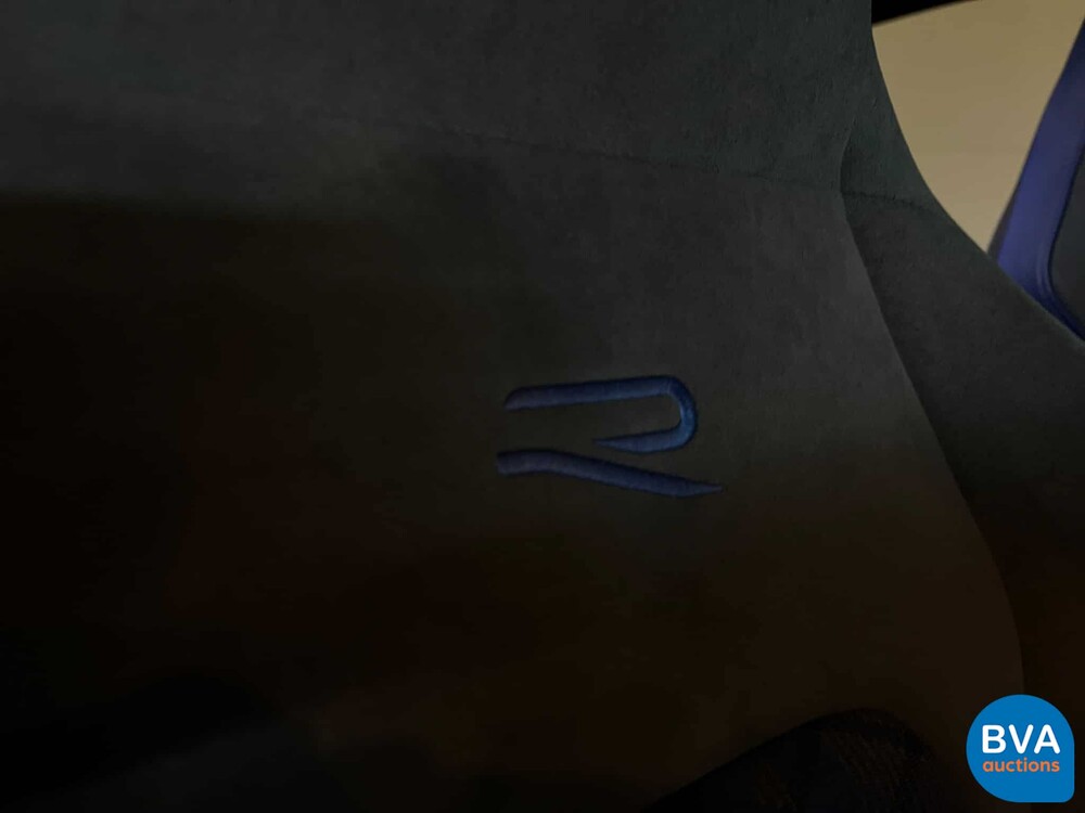 VW Golf R2.0 4Motion -NW-MODELL- 320PS Golf VIII 2021 -GARANTIE-.