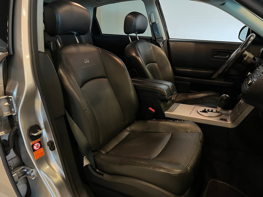 Infiniti FX 35 300 PS 2004, 71-HXG-3.