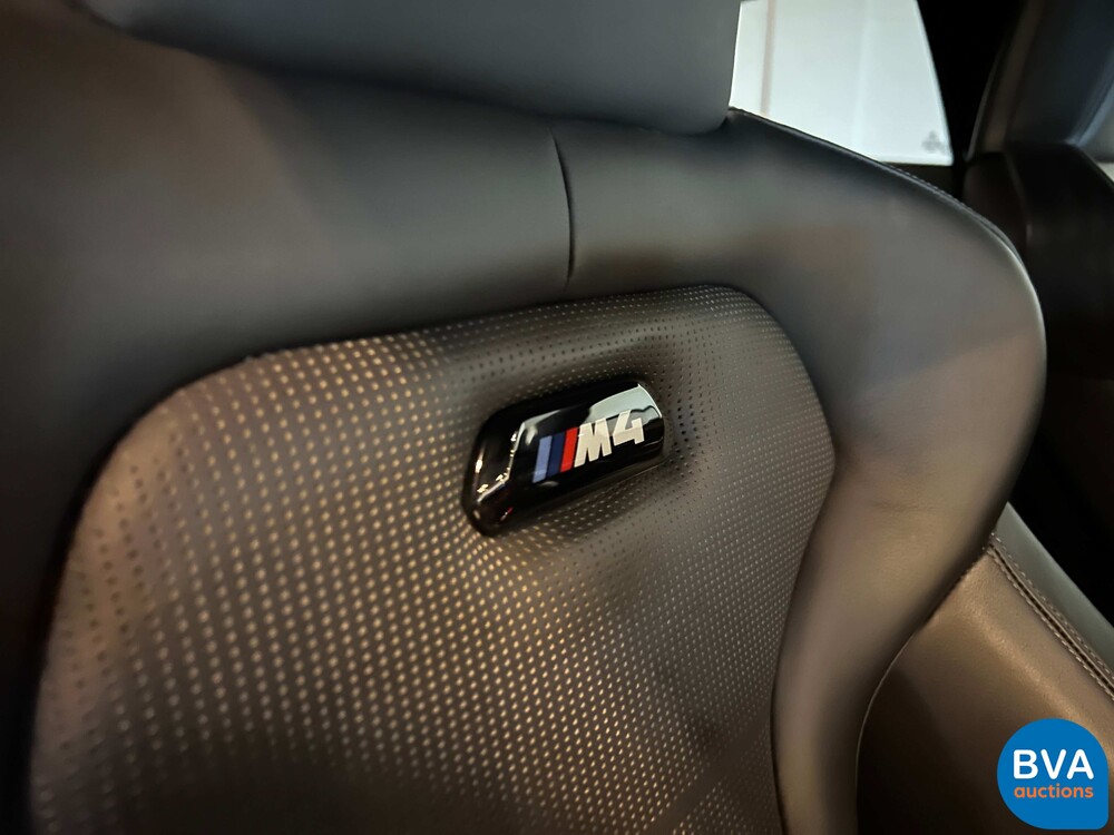 BMW M4 Competition Coupé 450 PS M-Performance 4er, P-767-SK.