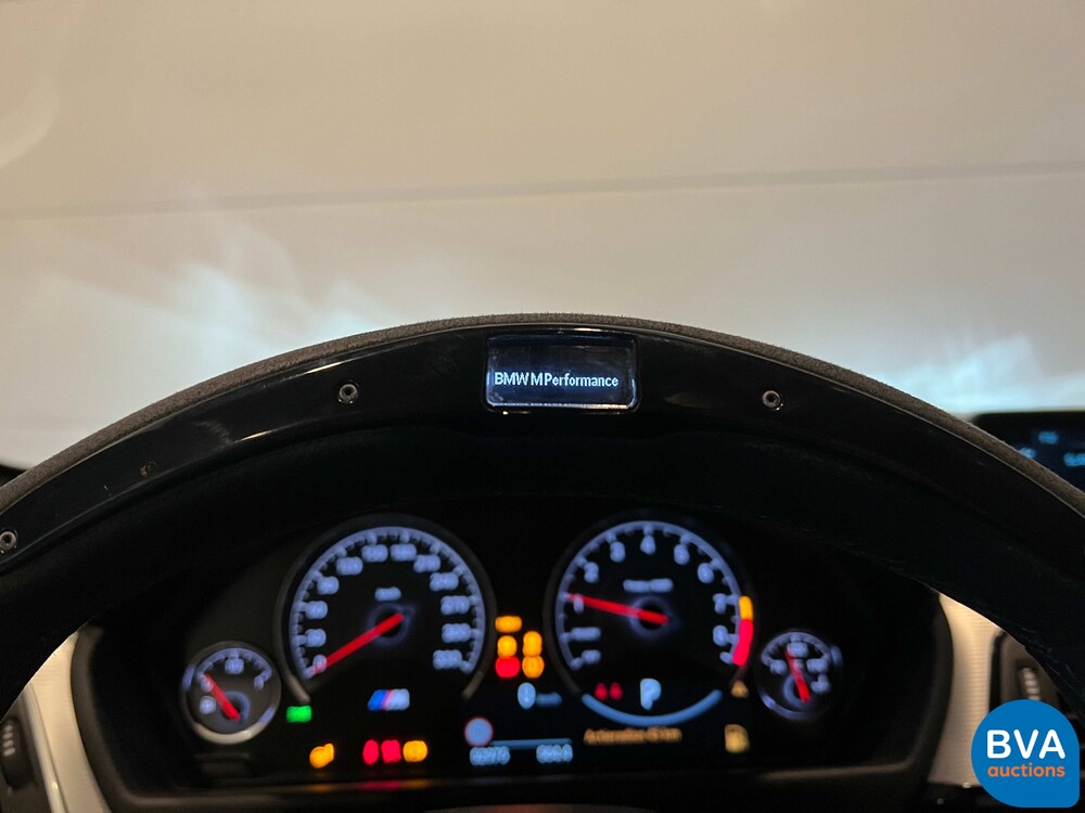 BMW M4 Competition Coupé 450 PS M-Performance 4er, P-767-SK.