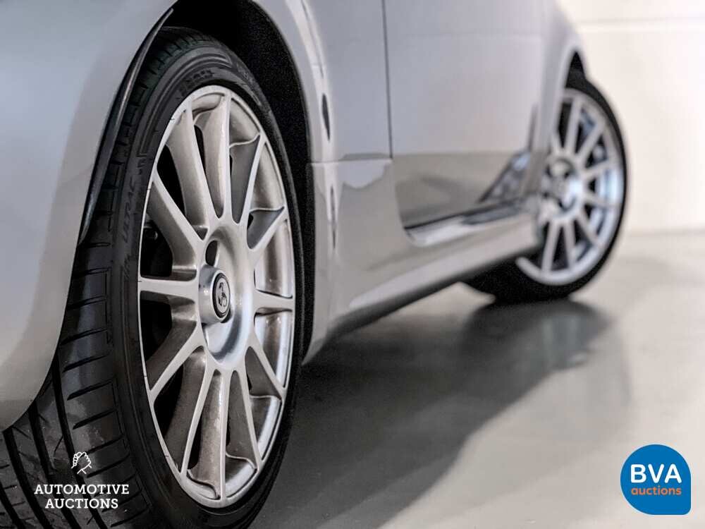 Abarth 500 C 1.4 Wettbewerb 70. Jahrestag 179 PS 2019 AKRAPOVIC, N-848-ZB.