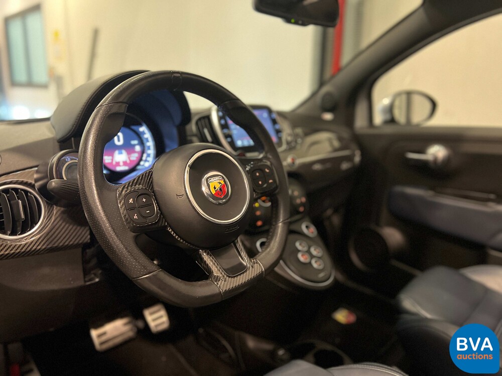 Abarth 500 C 1.4 Wettbewerb 70. Jahrestag 179 PS 2019 AKRAPOVIC, N-848-ZB.