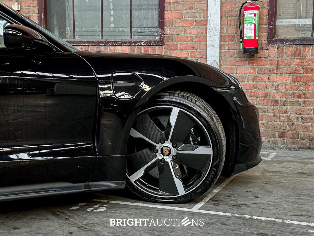 Porsche Taycan Turbo S 93 kWh 952pk 2020 Sport-Chrono