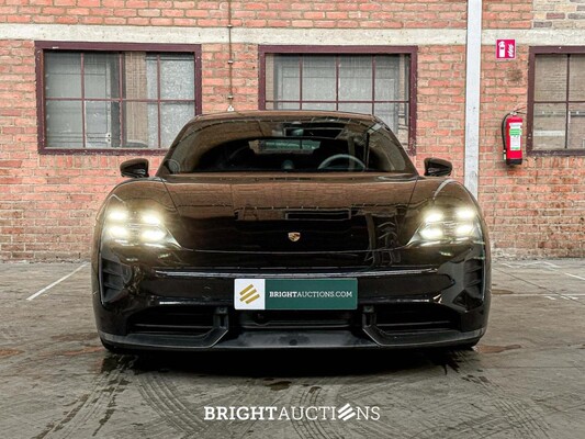 Porsche Taycan Turbo S 93 kWh 952pk 2020 Sport-Chrono