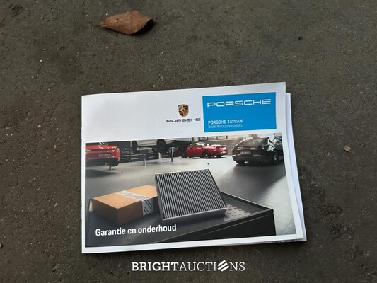 Porsche Taycan Turbo S 93 kWh 952pk 2020 Sport-Chrono