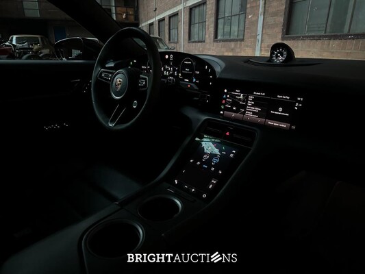 Porsche Taycan Turbo S 93 kWh 952pk 2020 Sport-Chrono